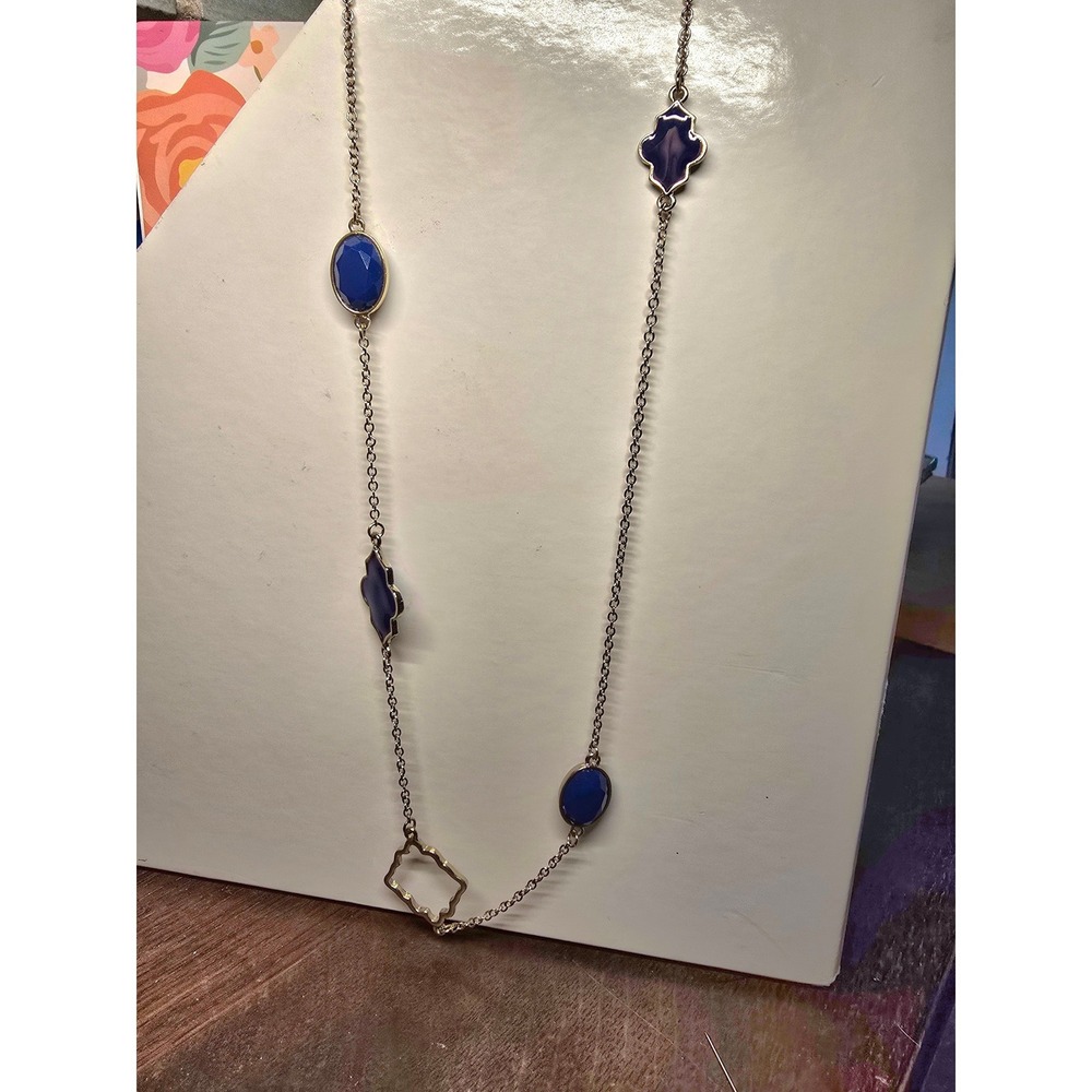 Long Gold Tone Necklace Blue Oval‎ & Quatrefoil Charms